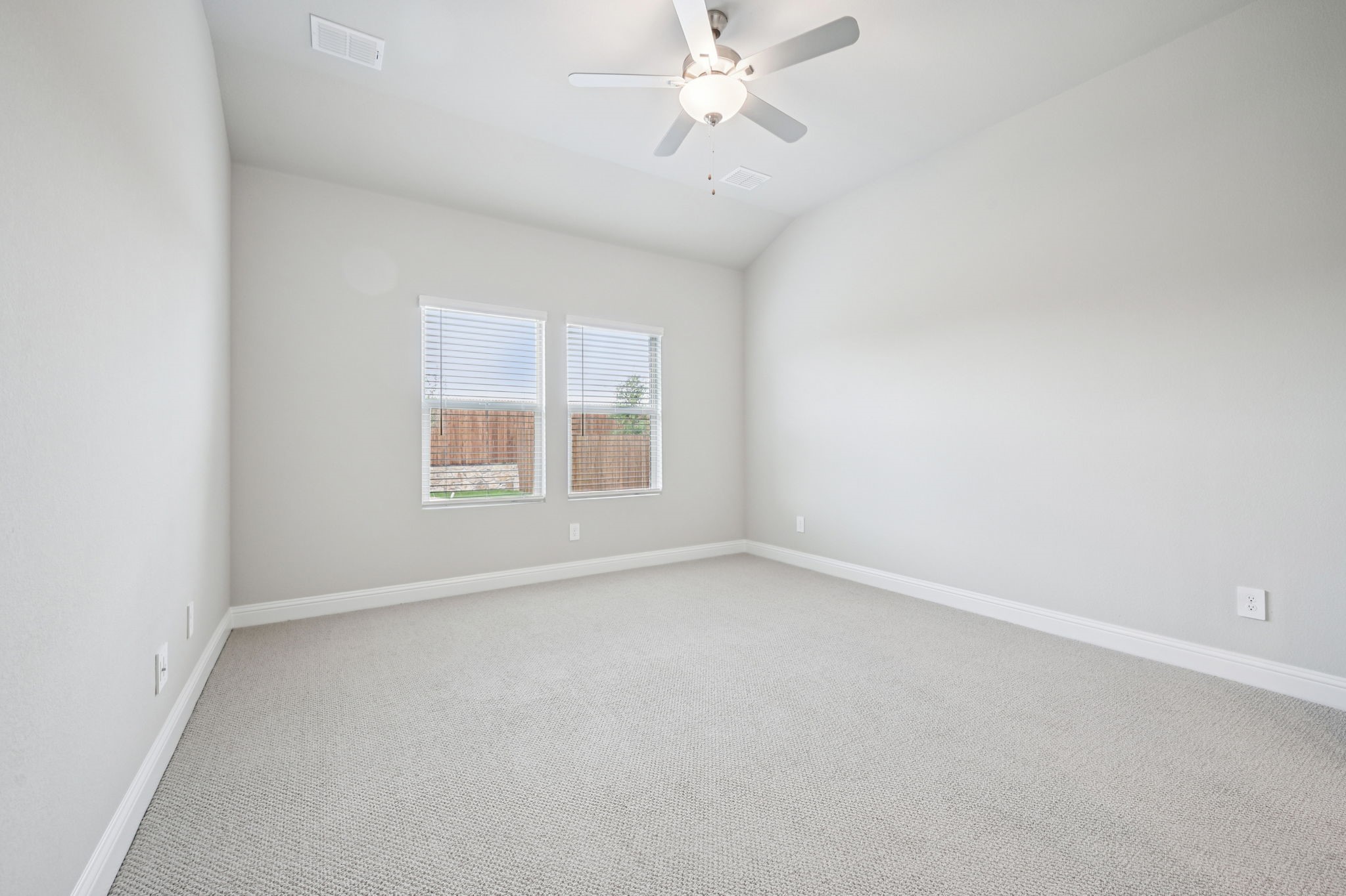 818 London Town Lane Princeton TX 75071