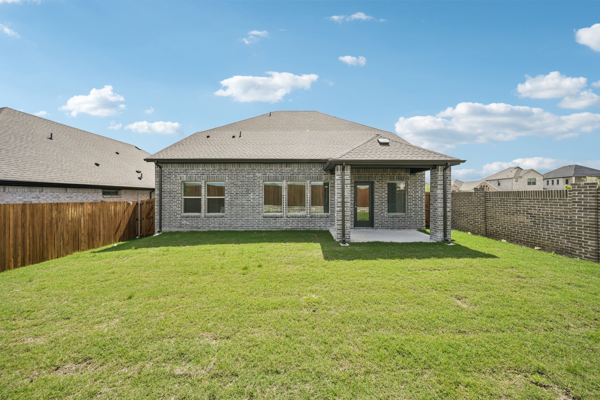 818 London Town Lane Princeton TX 75071