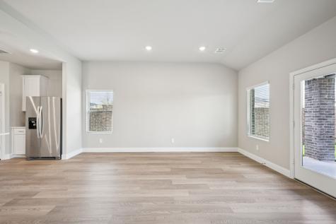 818 London Town Lane Princeton TX 75071