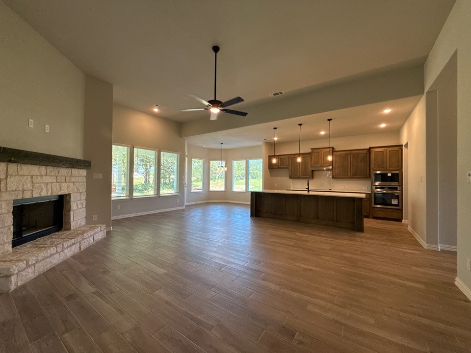 160 Oak Grove Way Springtown TX 76082