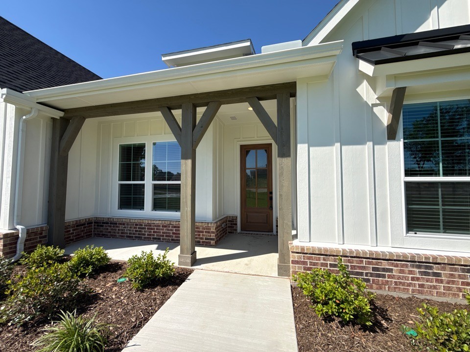 160 Oak Grove Way Springtown TX 76082