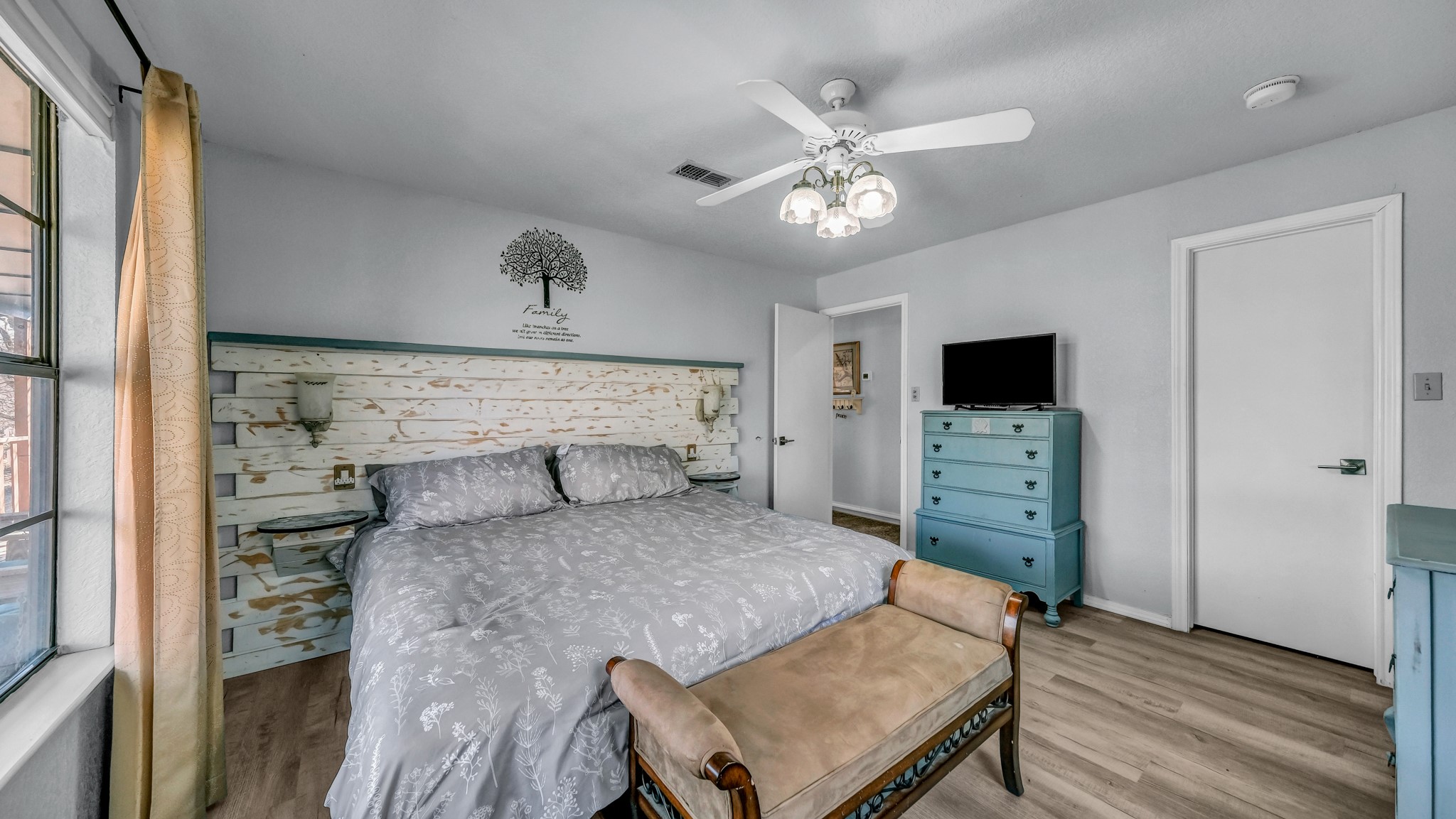 2416 S Lakeview Drive Gordon TX 76453