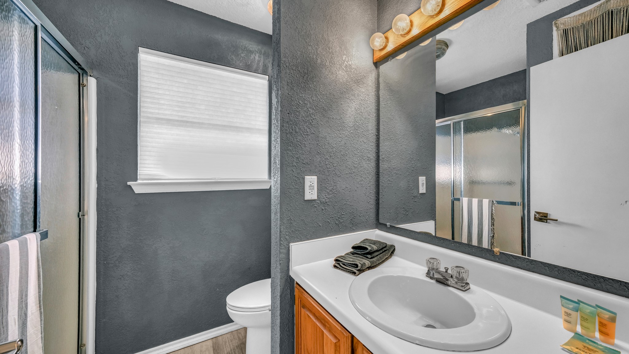 2416 S Lakeview Drive Gordon TX 76453