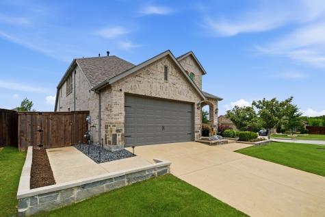 3529 Tulip Drive Aubrey TX 76227