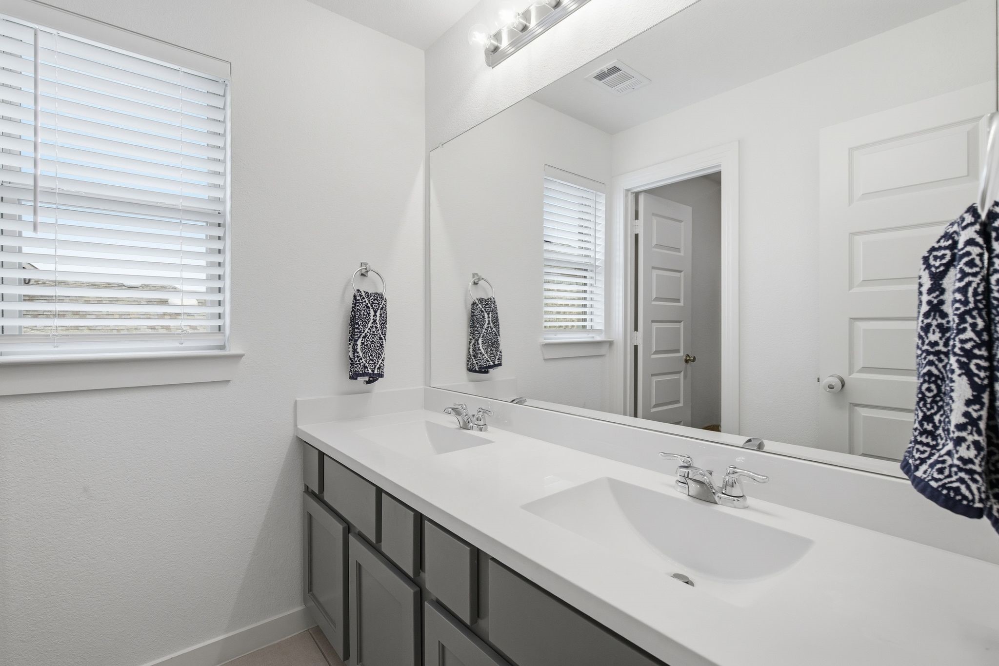 3529 Tulip Drive Aubrey TX 76227
