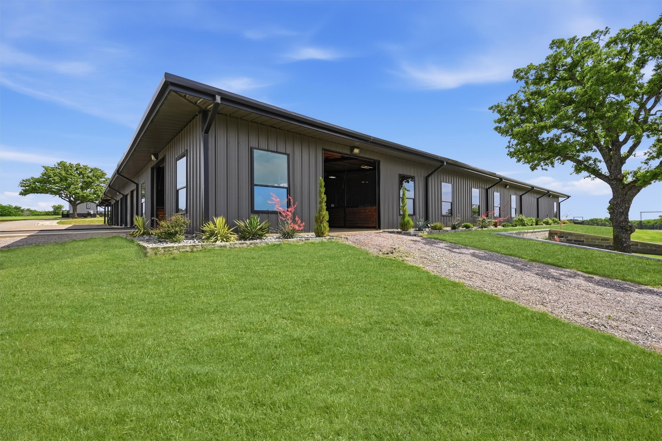 1643 Roland Road Whitesboro TX 76273
