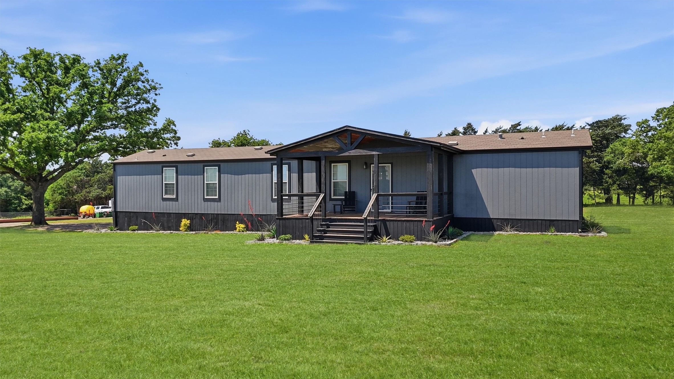 1643 Roland Road Whitesboro TX 76273