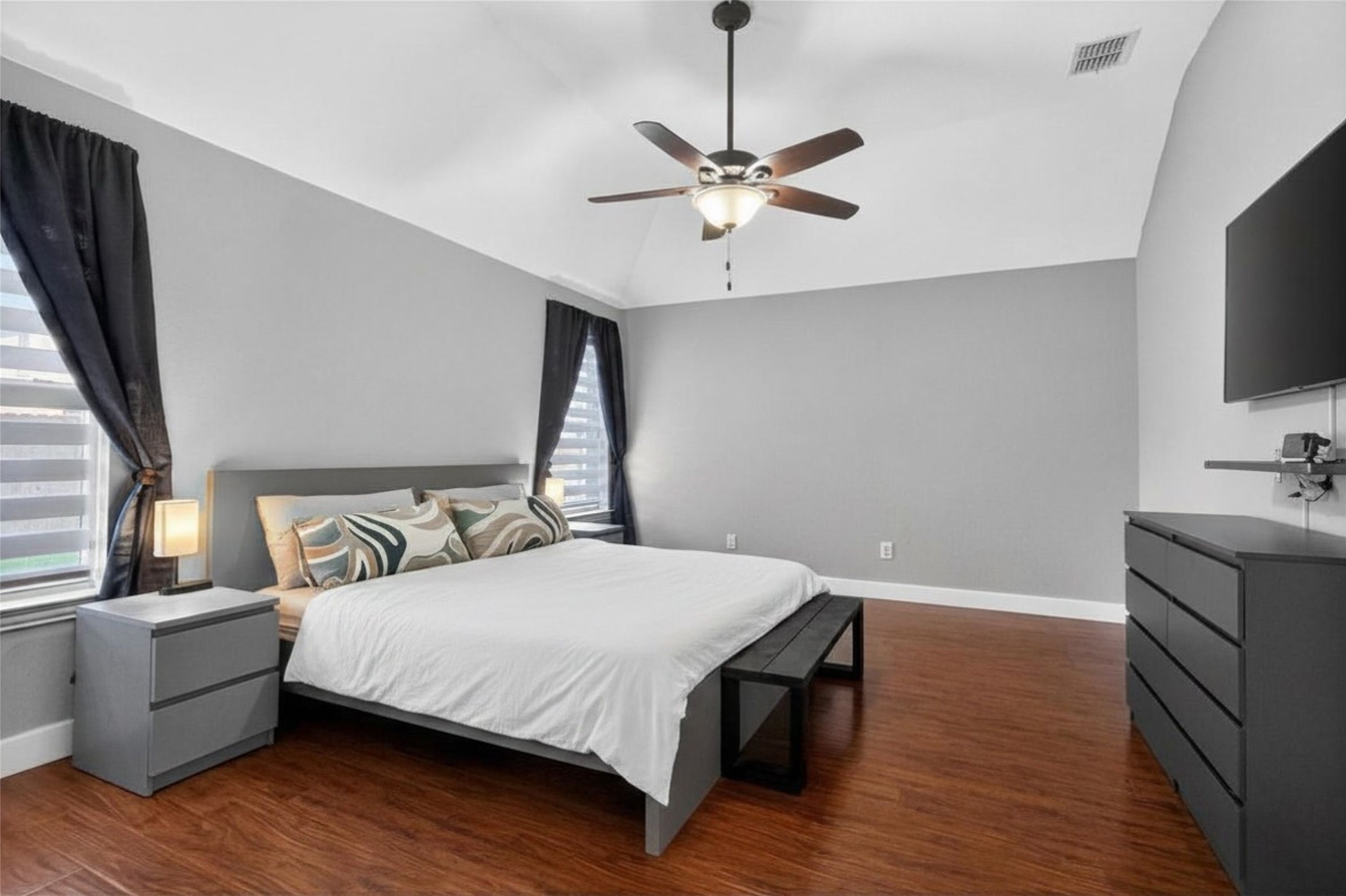 1347 Lake Forest Drive Grand Prairie TX 75052