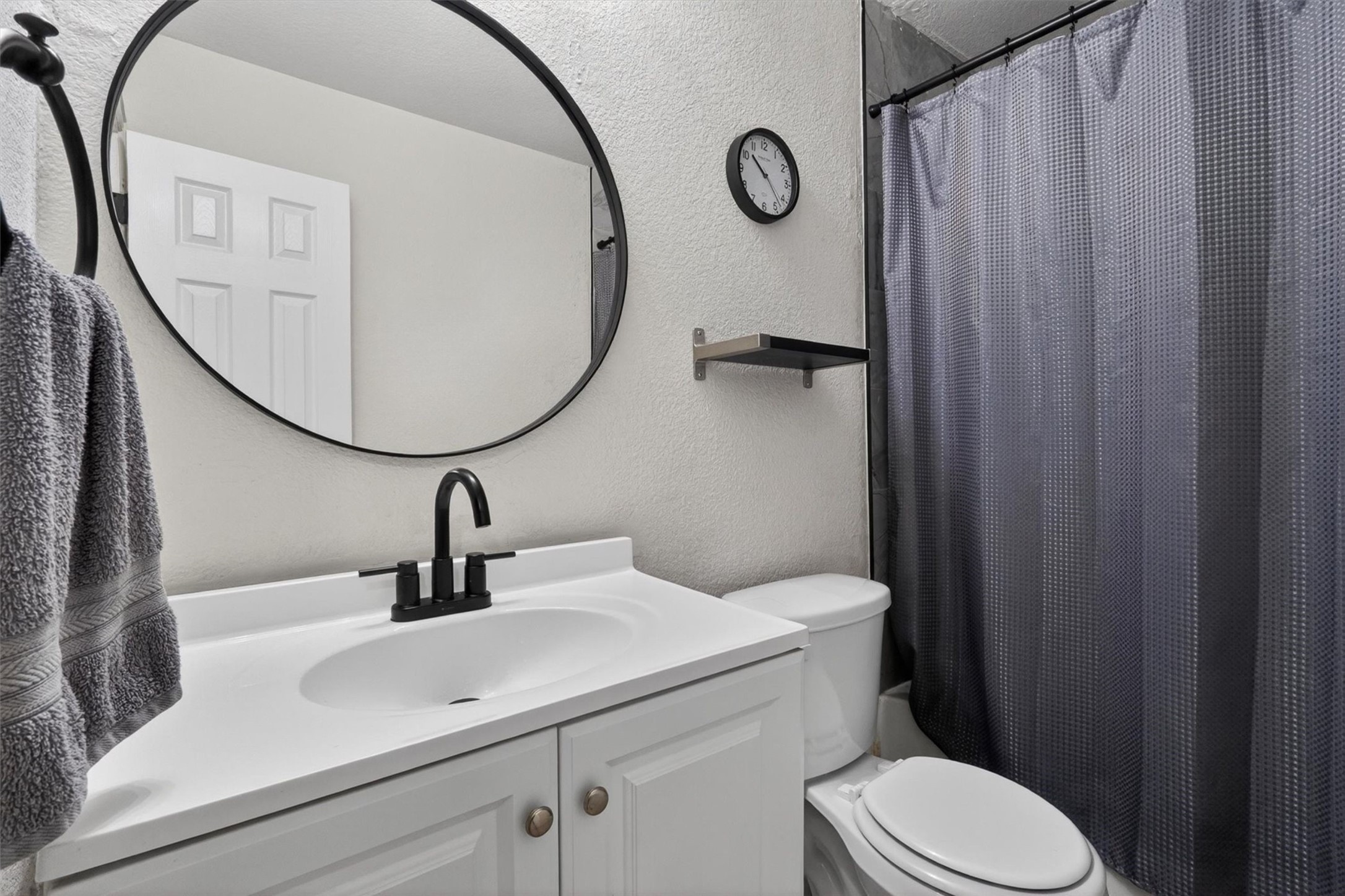 1347 Lake Forest Drive Grand Prairie TX 75052