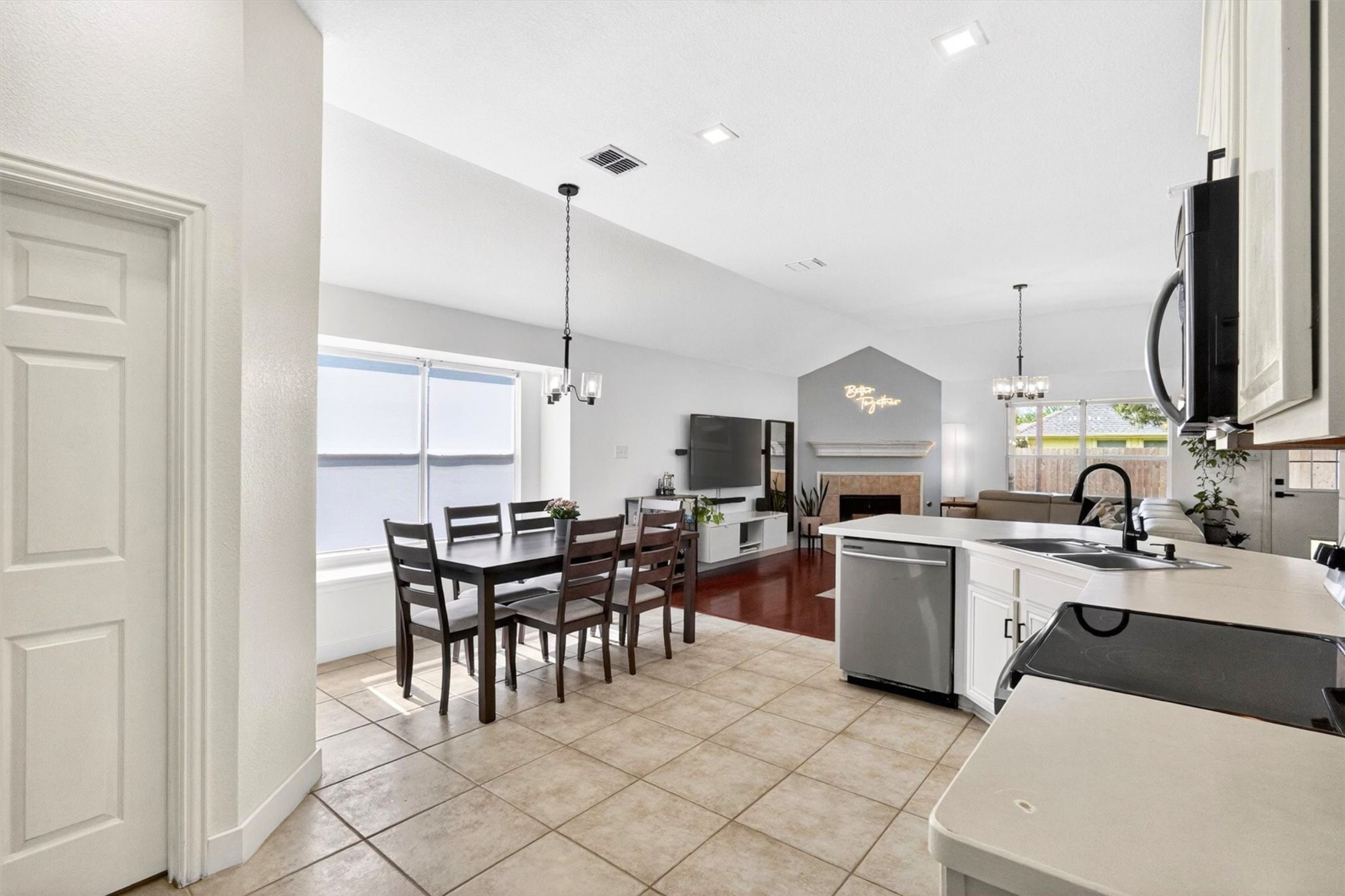 1347 Lake Forest Drive Grand Prairie TX 75052