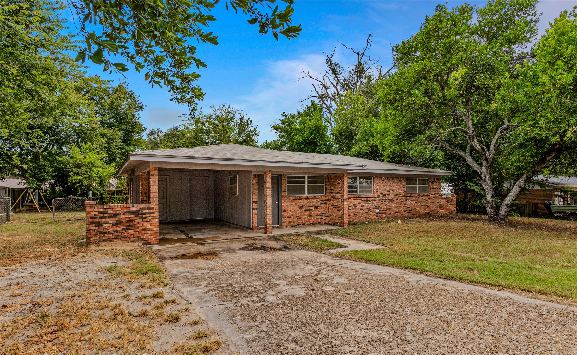 713 Ruth Street Athens TX 75751