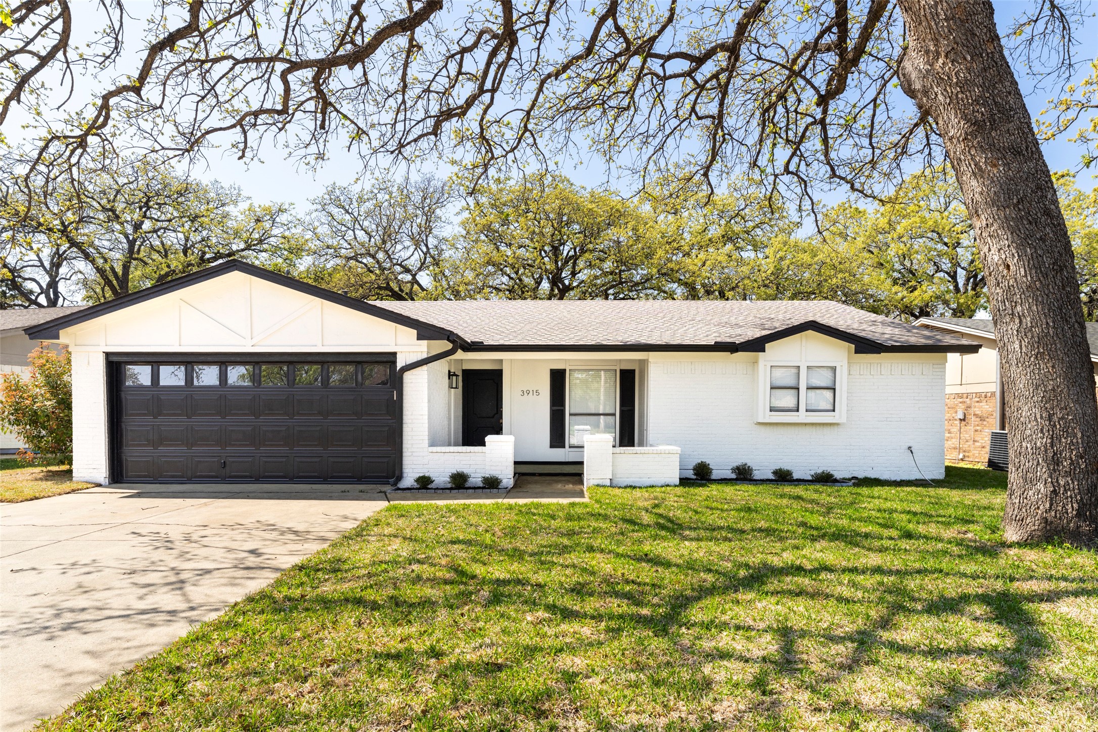 3915 Firethorn Drive Arlington TX 76017