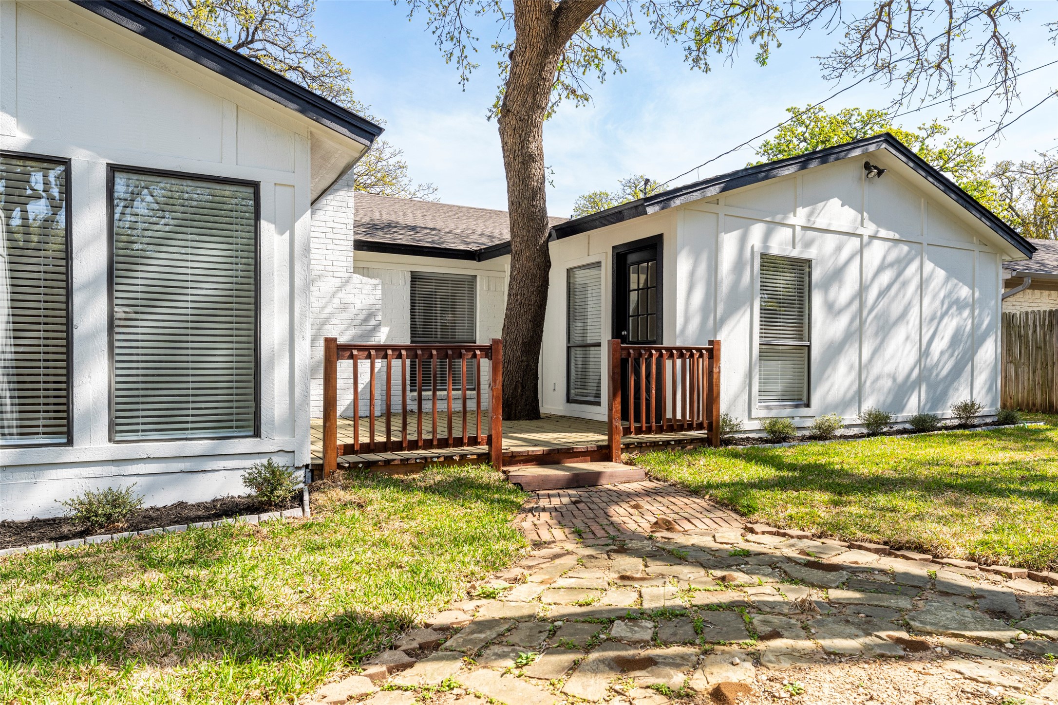 3915 Firethorn Drive Arlington TX 76017