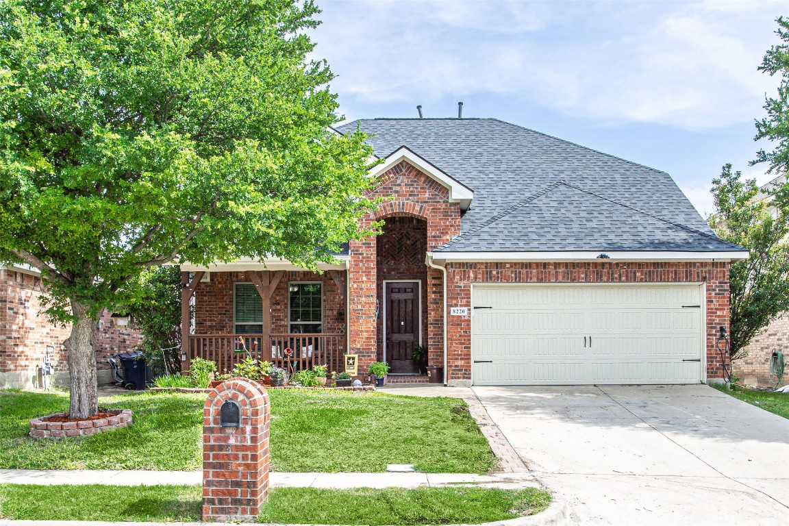 8220 Livingston Lane Mckinney TX 75072