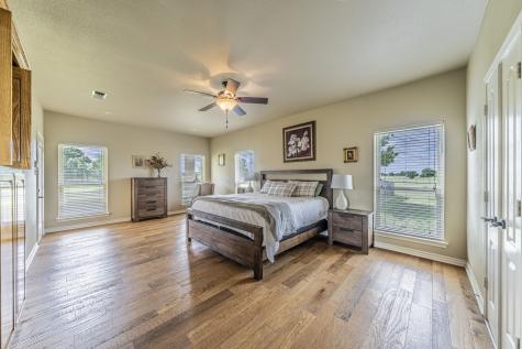 1502 N Fm 113 Weatherford TX 76088