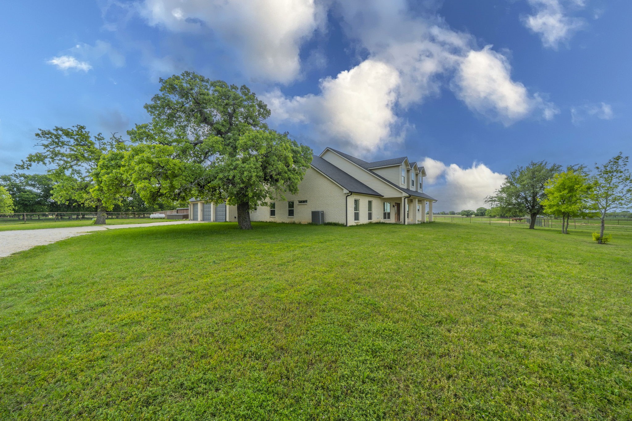 1502 N Fm 113 Weatherford TX 76088