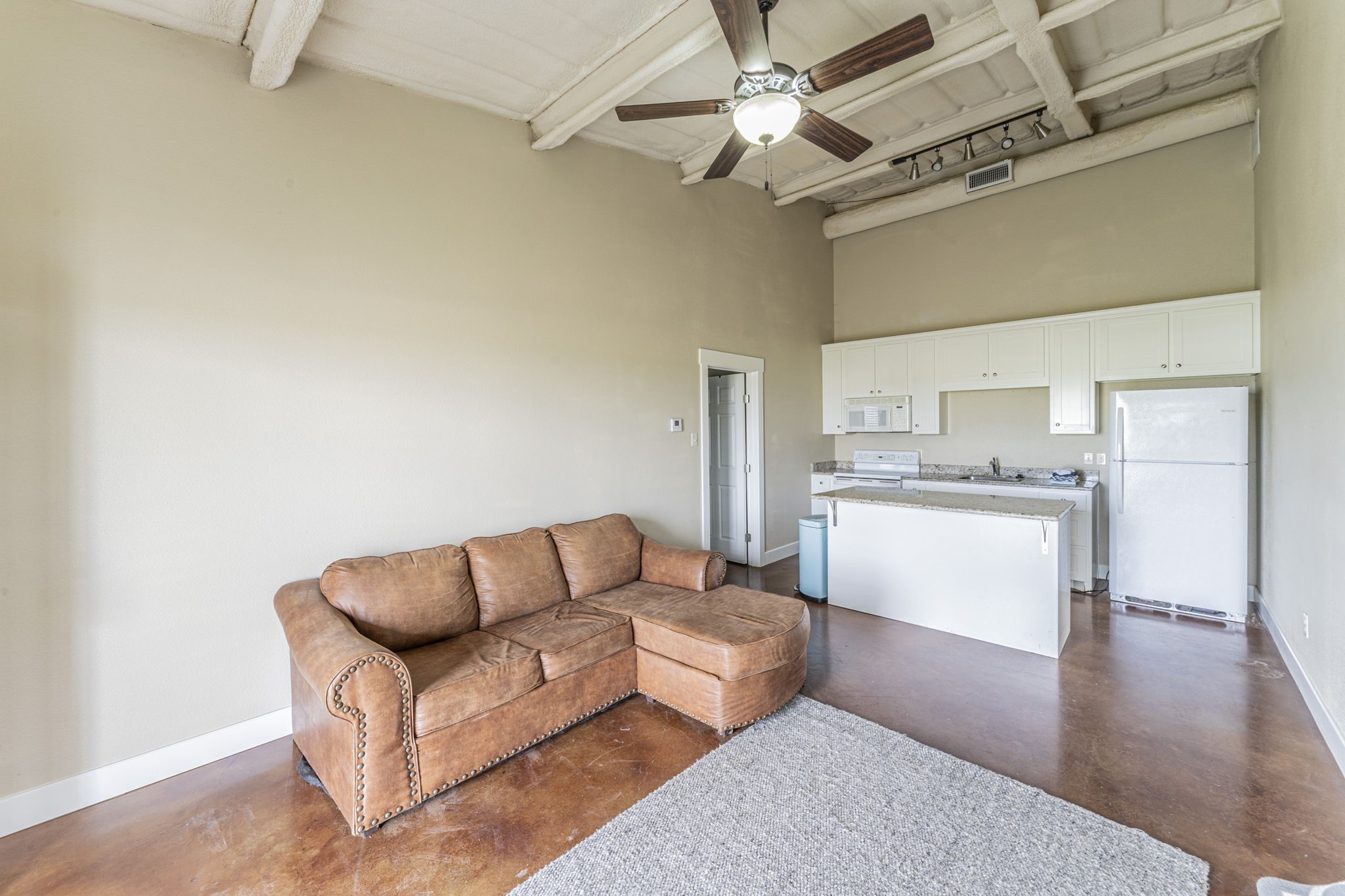 1502 N Fm 113 Weatherford TX 76088
