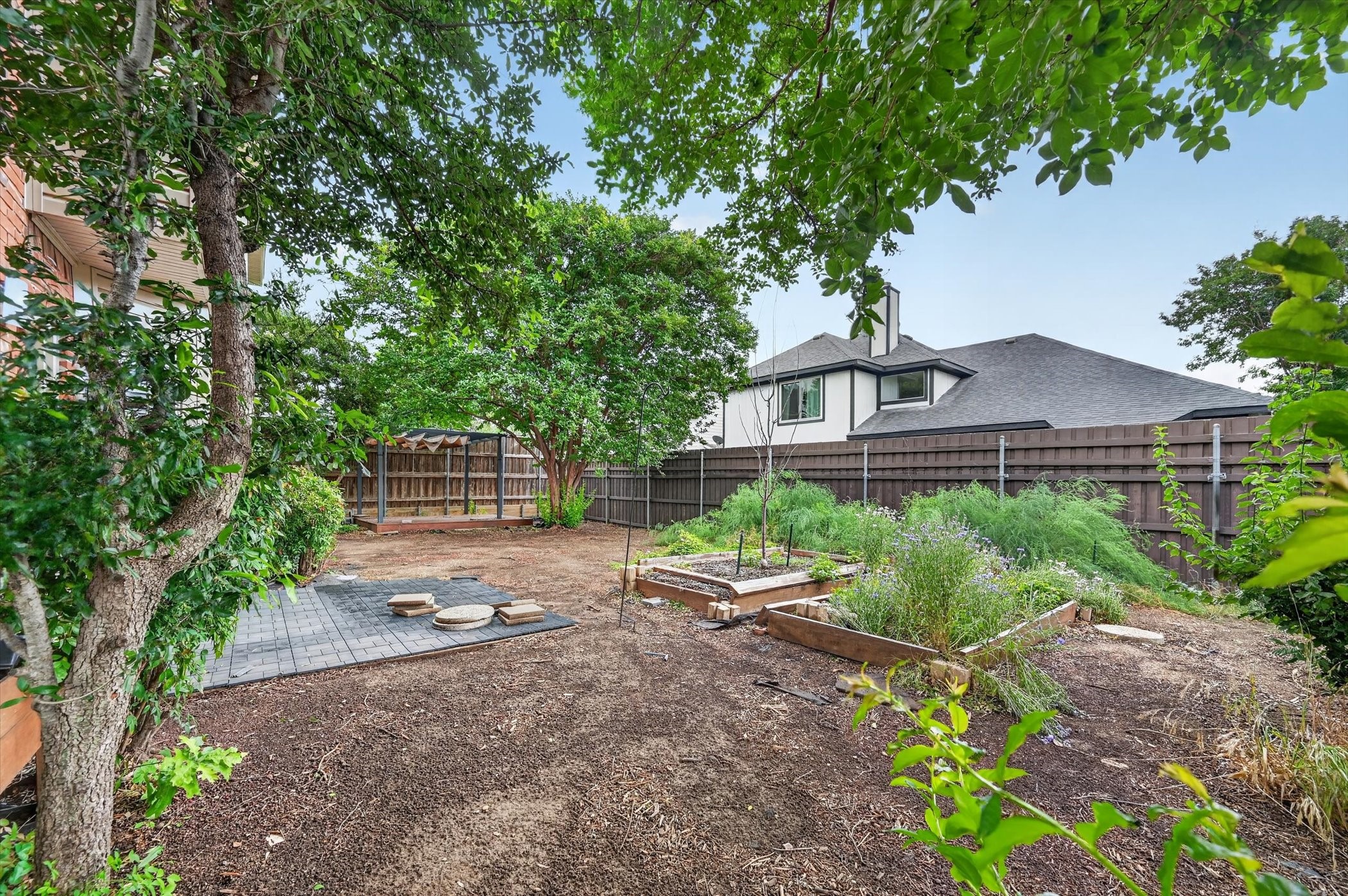820 Wynnpage Lane Plano TX 75075