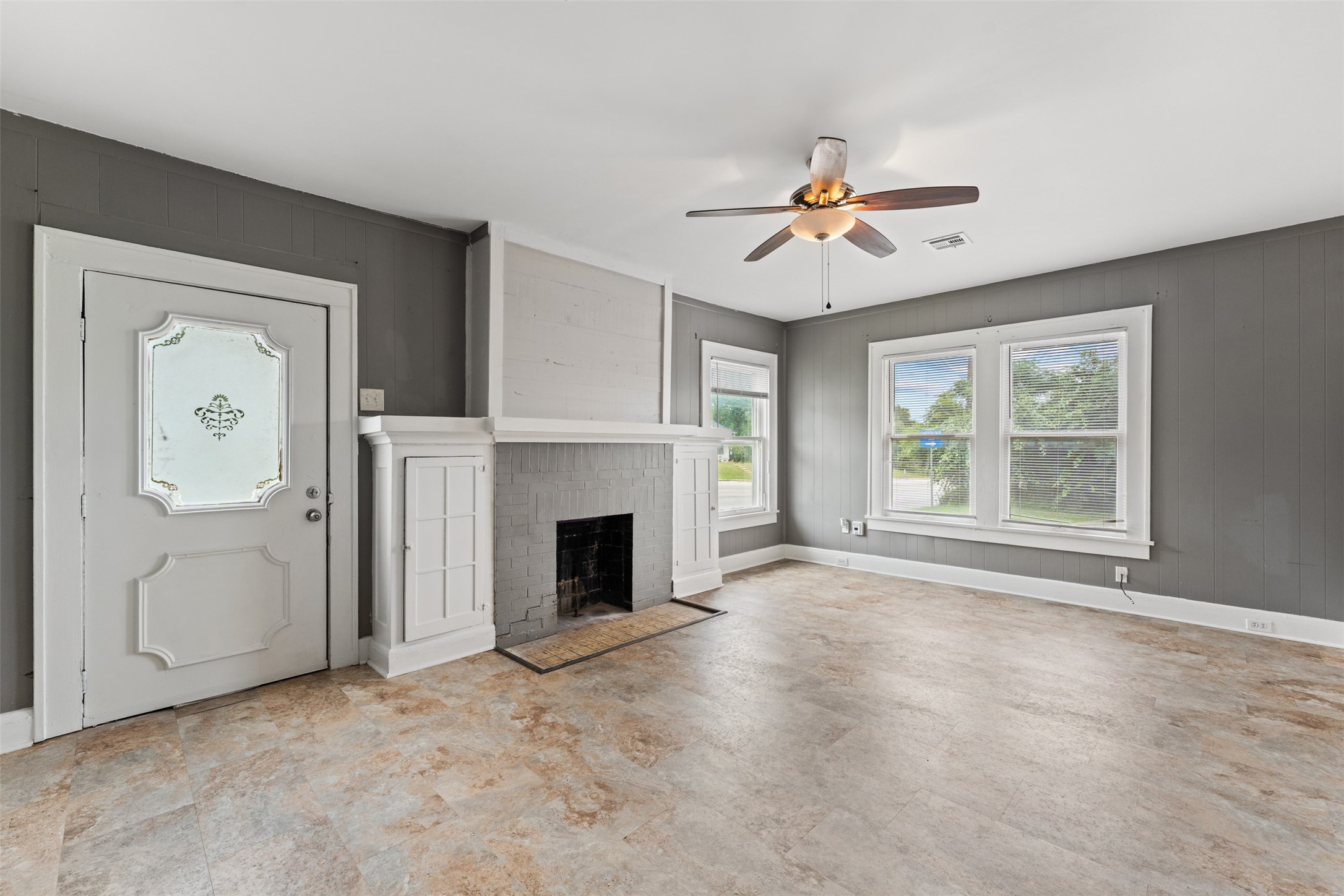 521 Herring Avenue Waco TX 76708