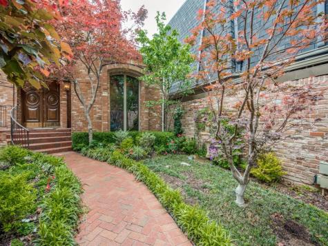 17301 Club Hill Drive Dallas TX 75248