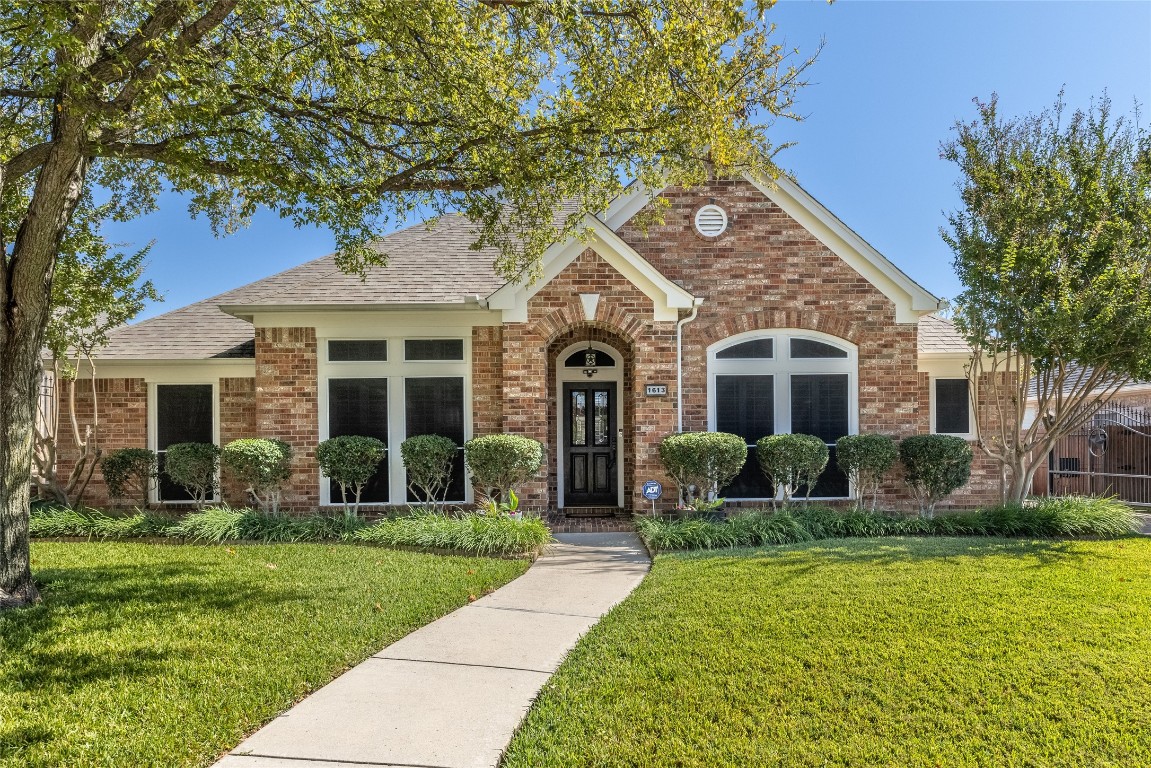 1613 Creekridge Drive Keller TX 76248