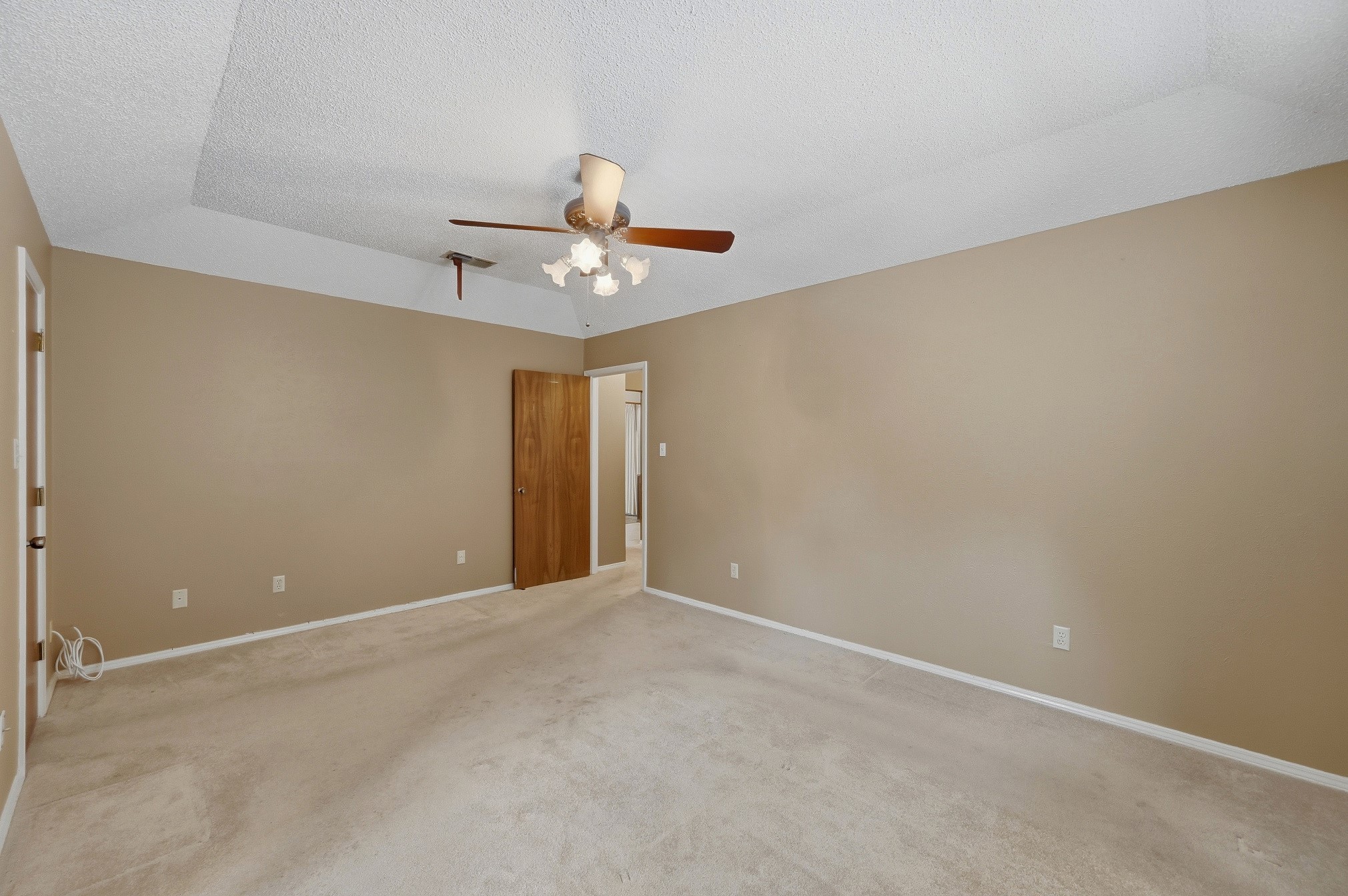 1100 Purdue Drive Arlington TX 76012
