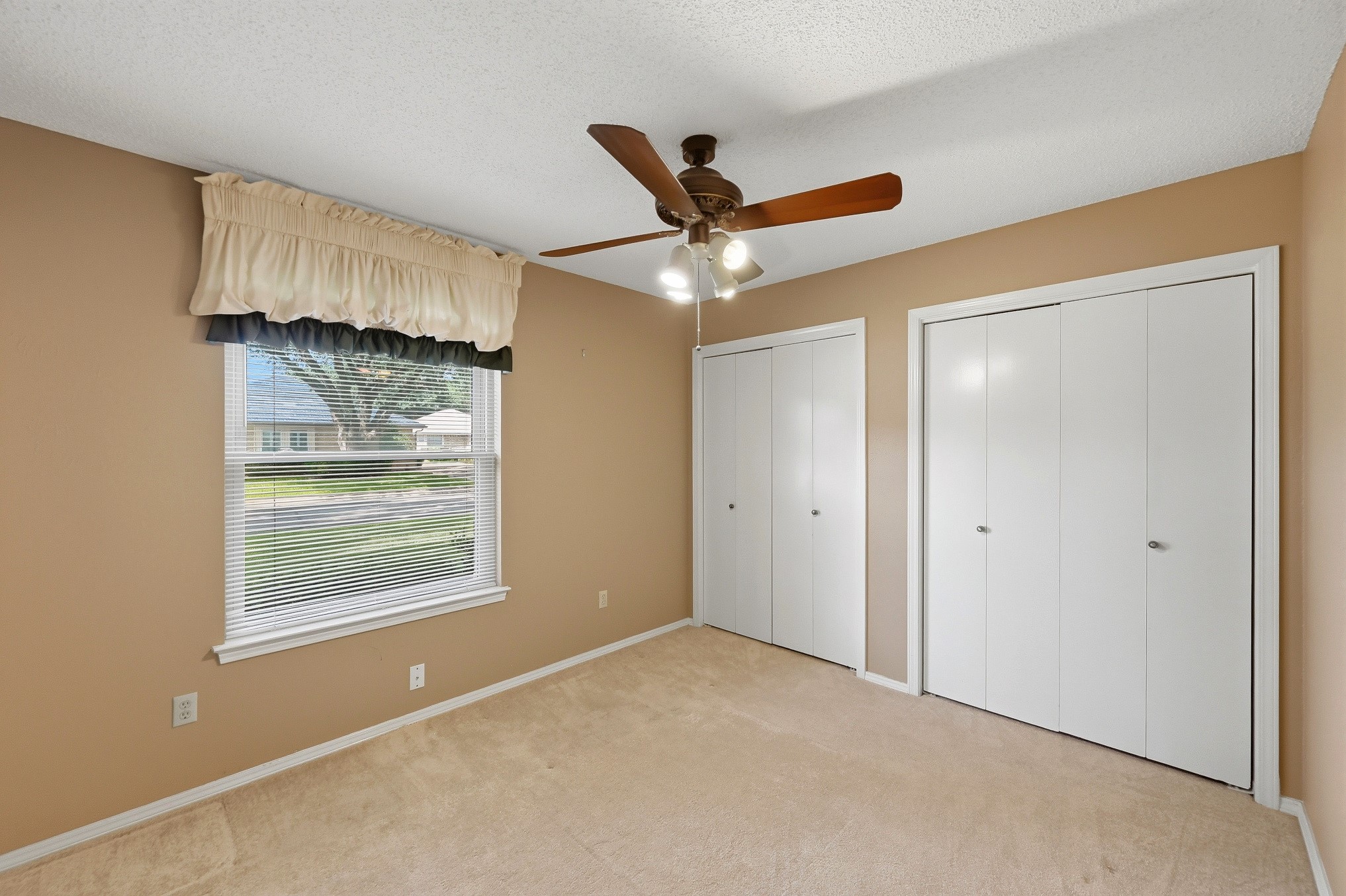 1100 Purdue Drive Arlington TX 76012