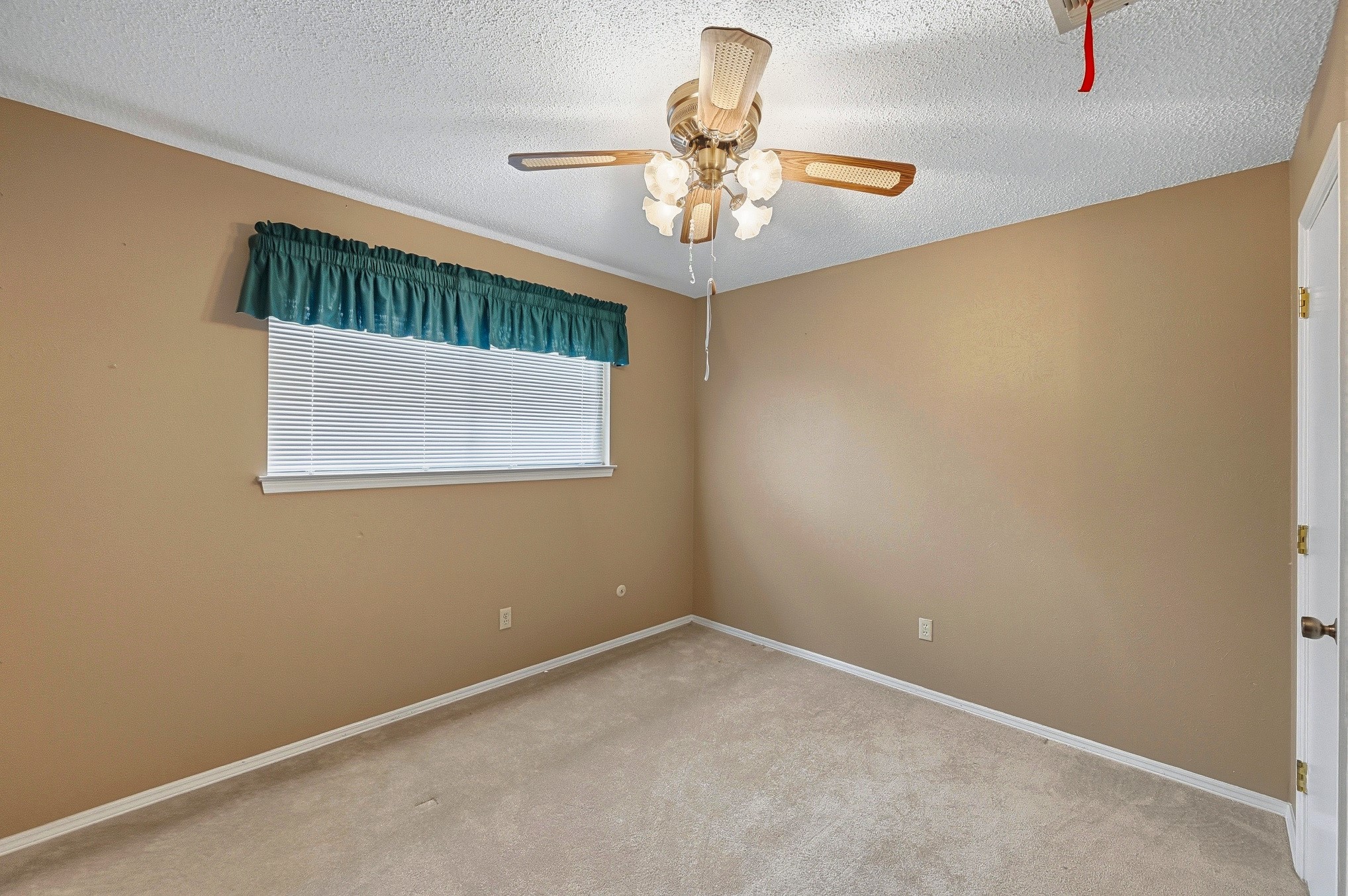 1100 Purdue Drive Arlington TX 76012