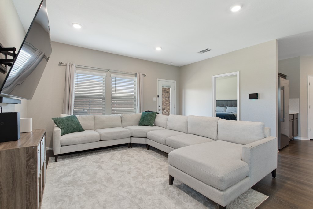 15111 Athena Drive Dallas TX 75253