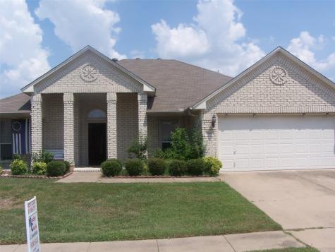 4680 Sarum Court Grand Prairie TX 75052
