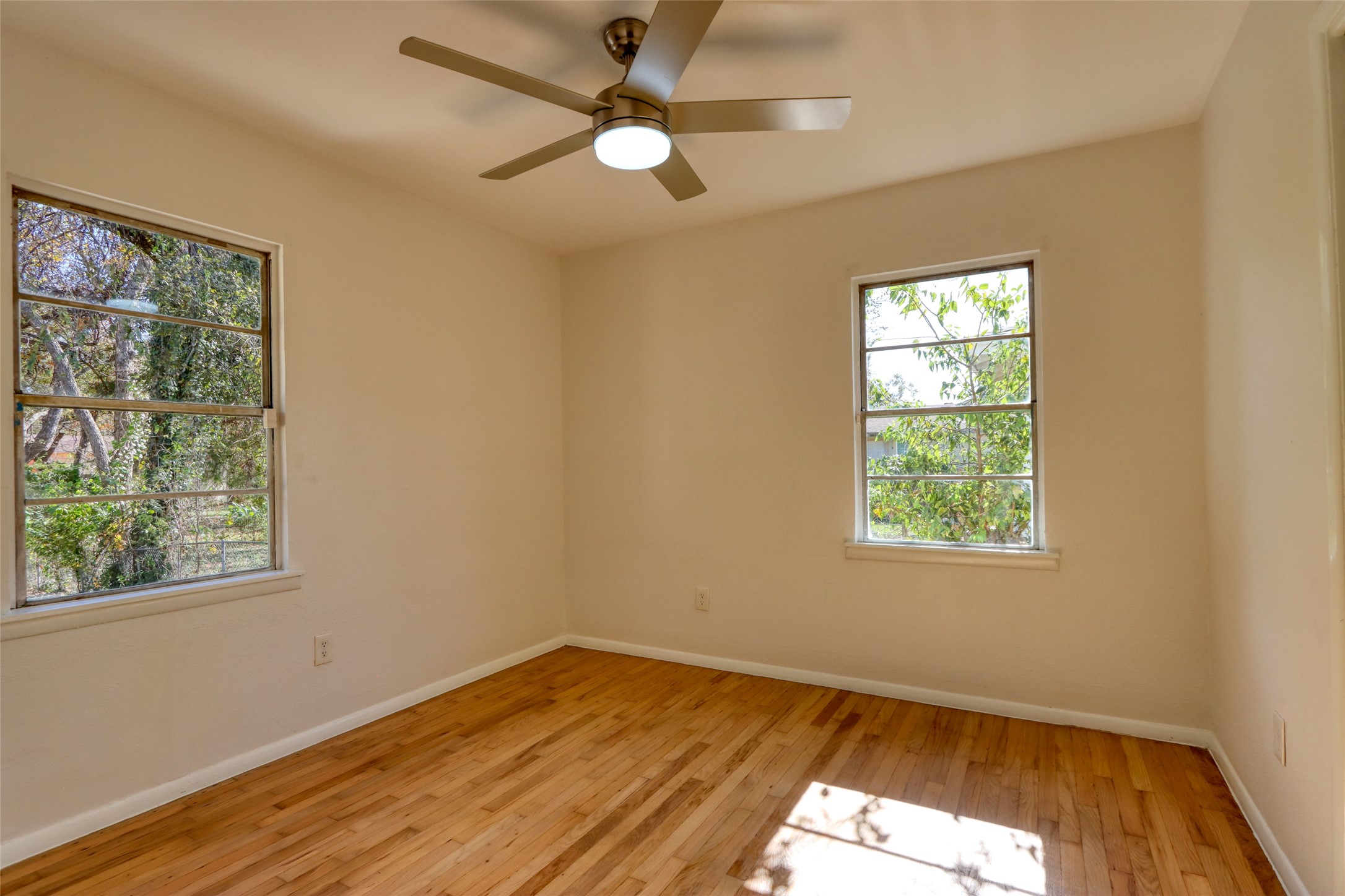 4520 Utah Avenue Dallas TX 75216