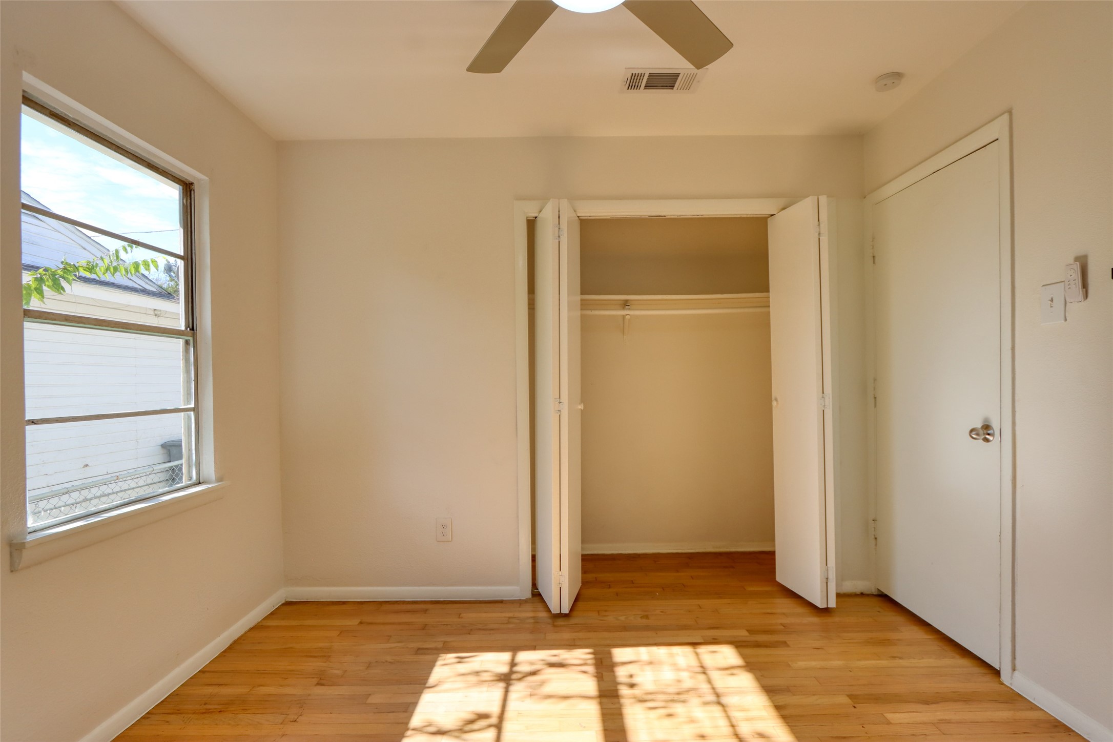 4520 Utah Avenue Dallas TX 75216