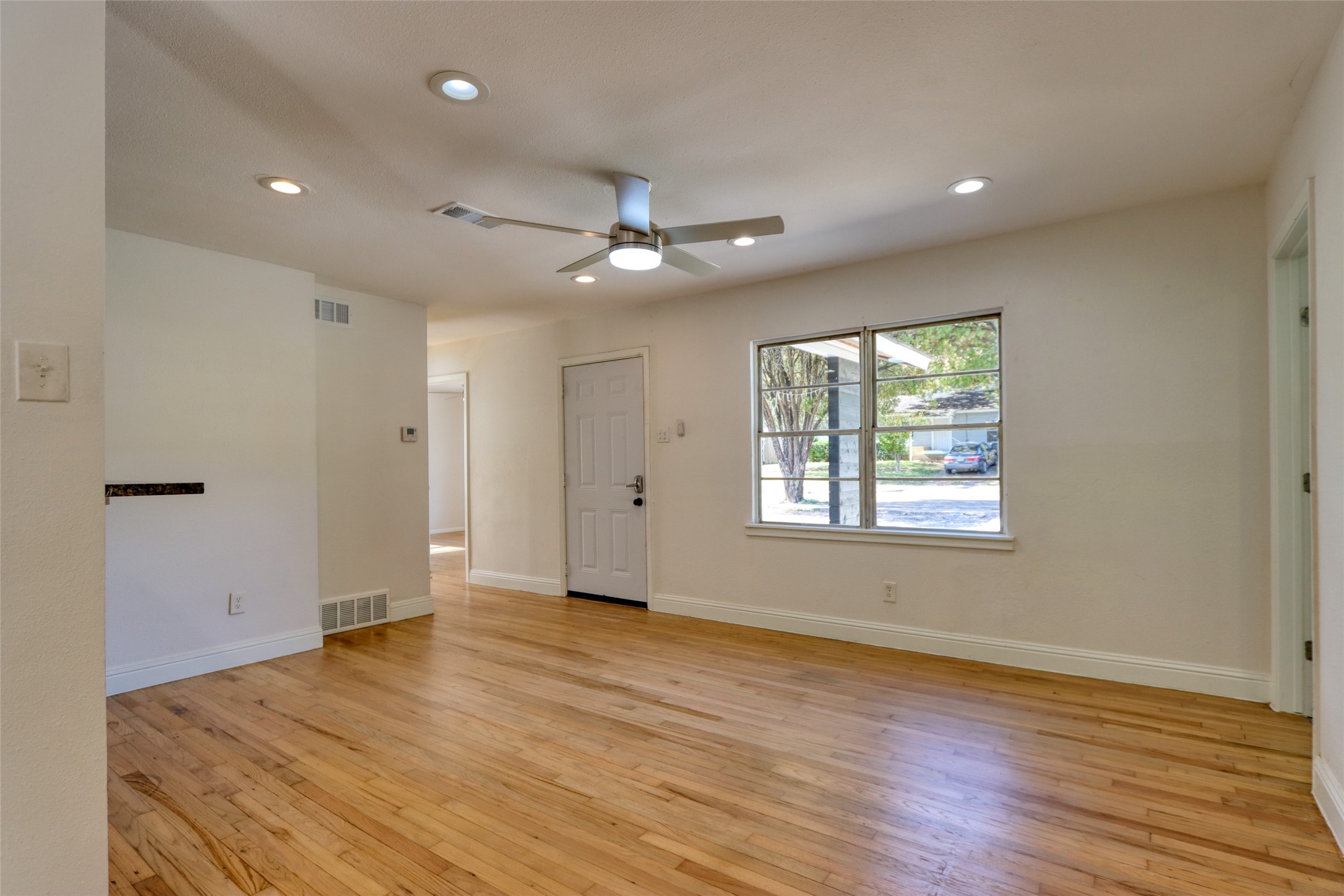 4520 Utah Avenue Dallas TX 75216