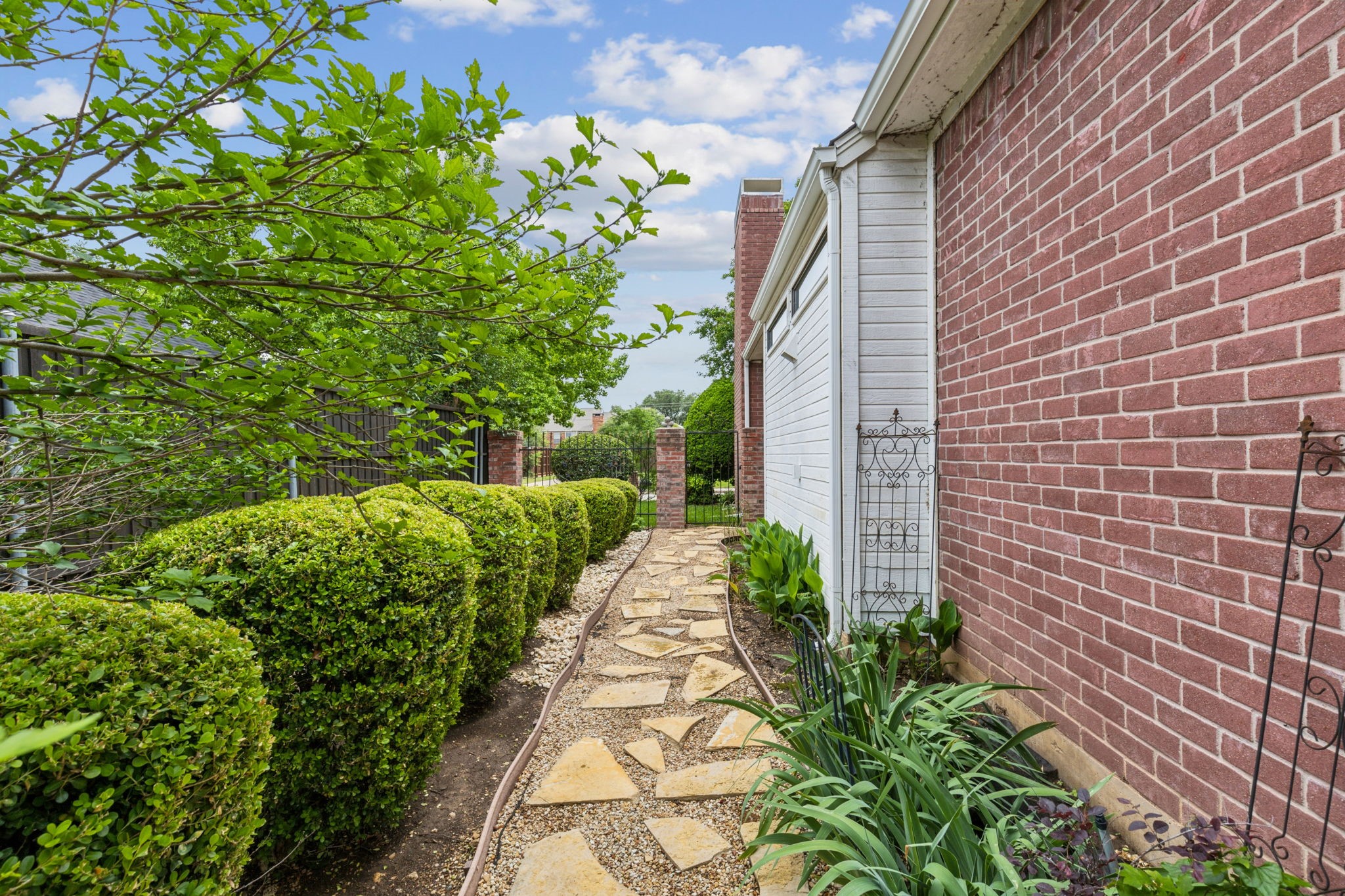 4055 Seabury Drive Dallas TX 75287