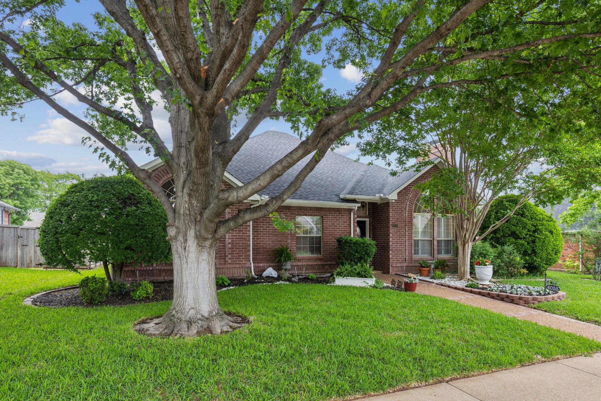 4055 Seabury Drive Dallas TX 75287
