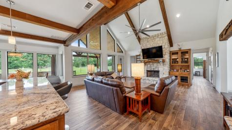 3317 Vz County Road 1804 Grand Saline TX 75140