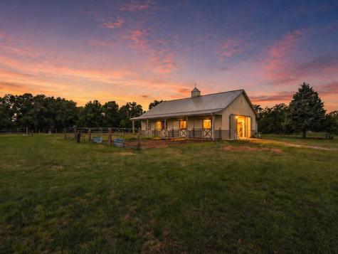 3317 Vz County Road 1804 Grand Saline TX 75140