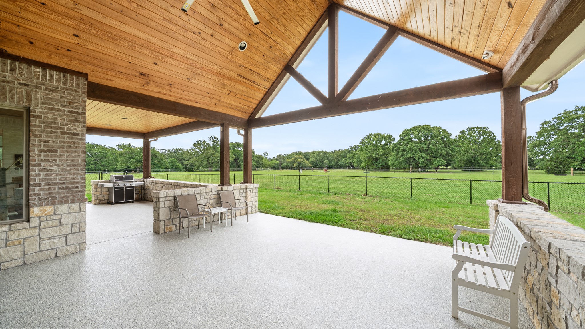 3317 Vz County Road 1804 Grand Saline TX 75140