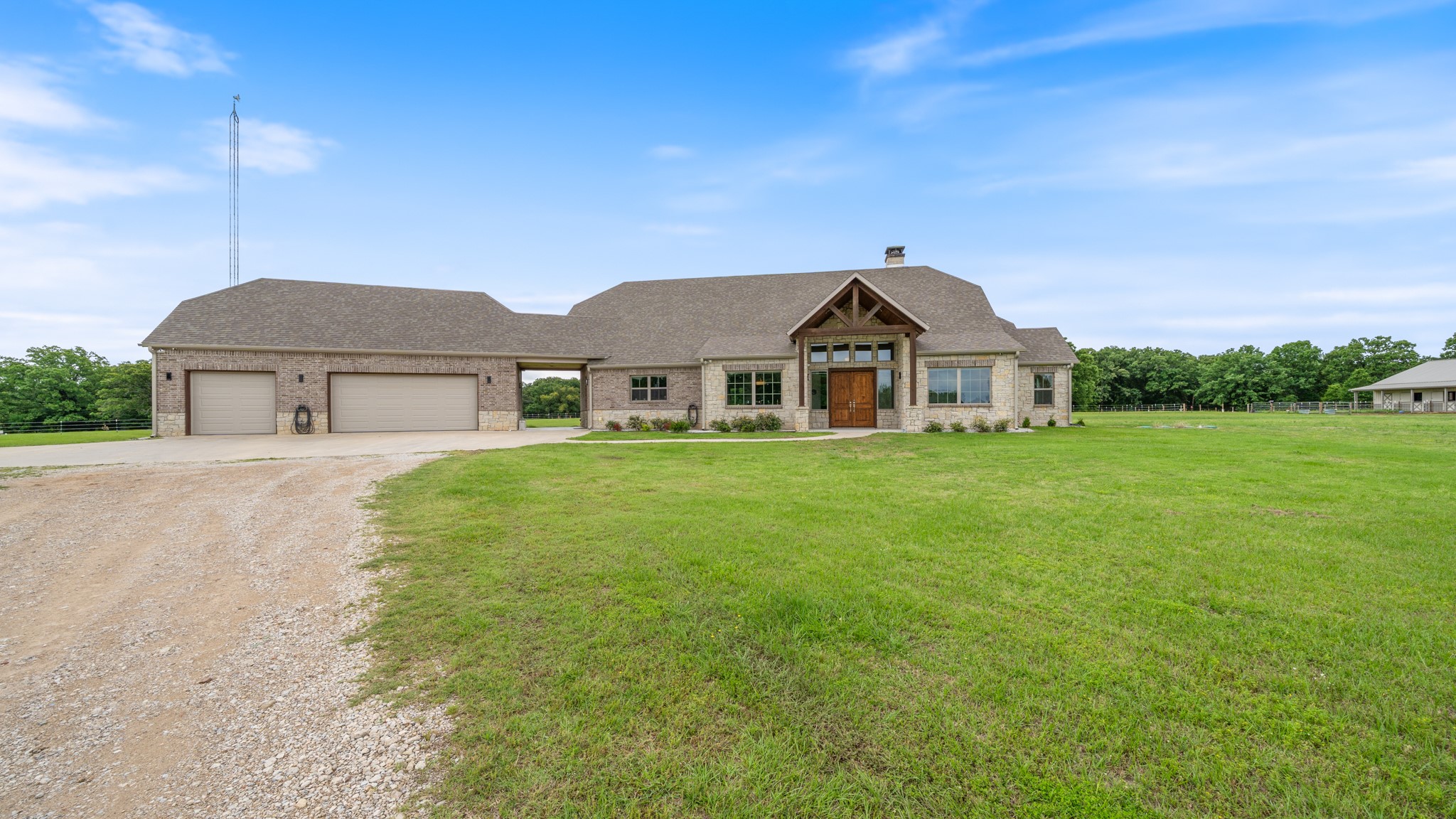 3317 Vz County Road 1804 Grand Saline TX 75140