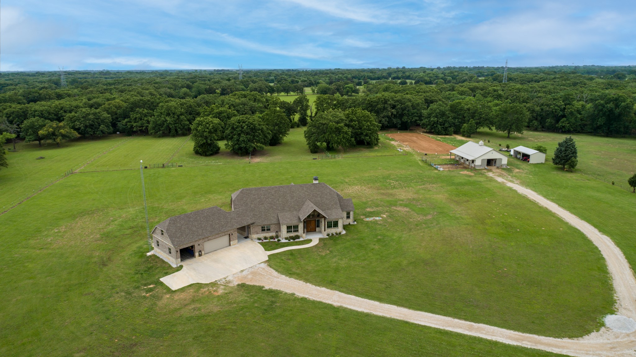 3317 Vz County Road 1804 Grand Saline TX 75140
