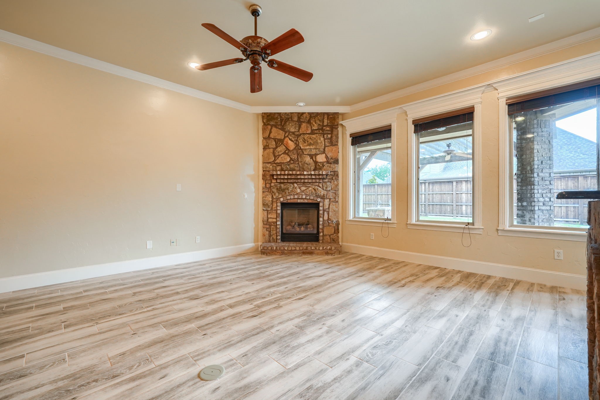 8009 Canyon Oak Drive North Richland Hills TX 76182