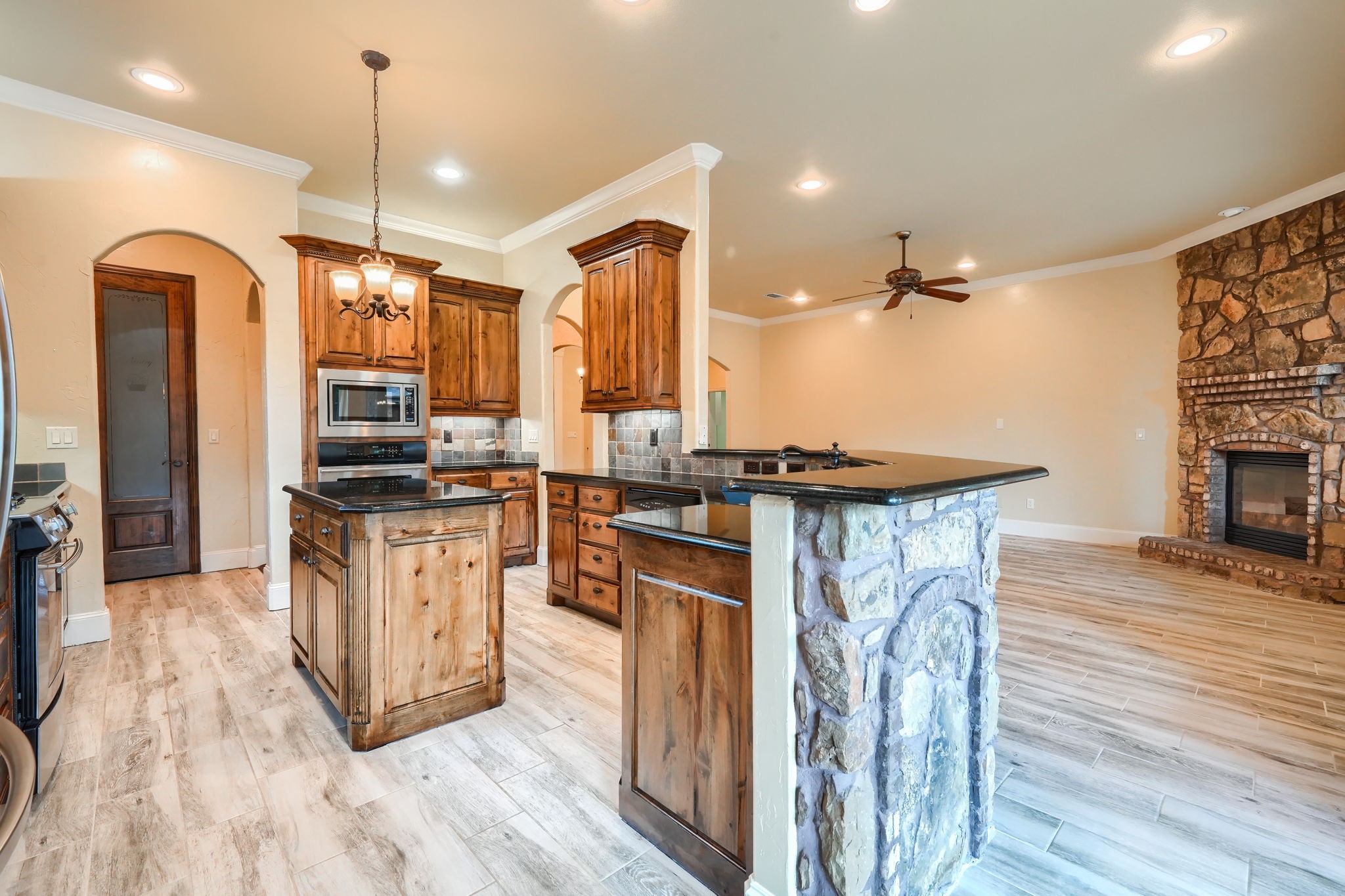 8009 Canyon Oak Drive North Richland Hills TX 76182