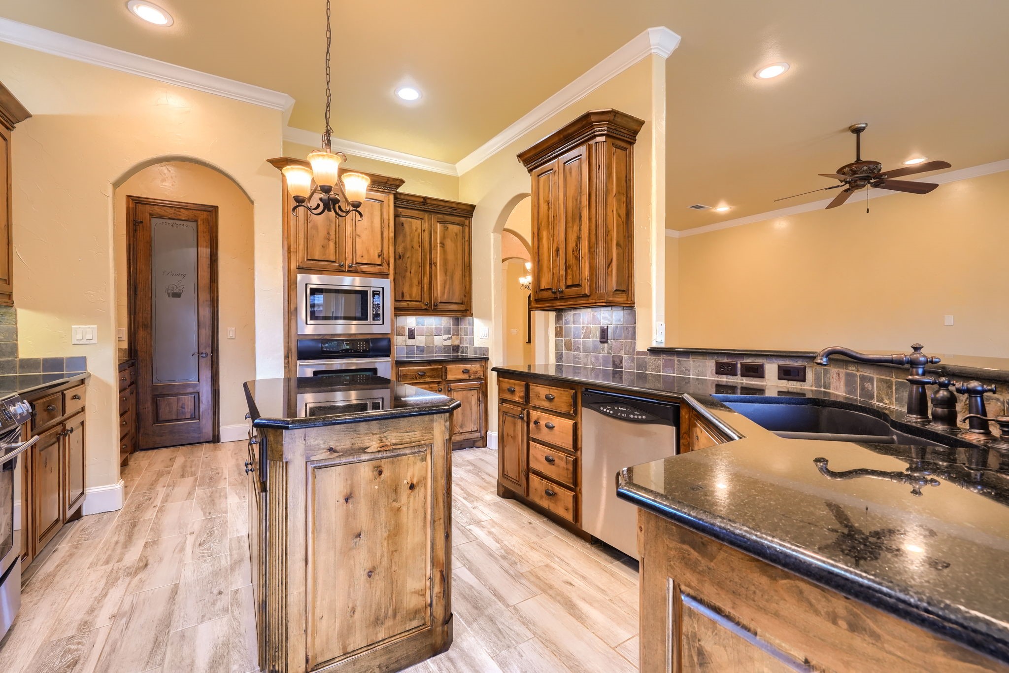 8009 Canyon Oak Drive North Richland Hills TX 76182