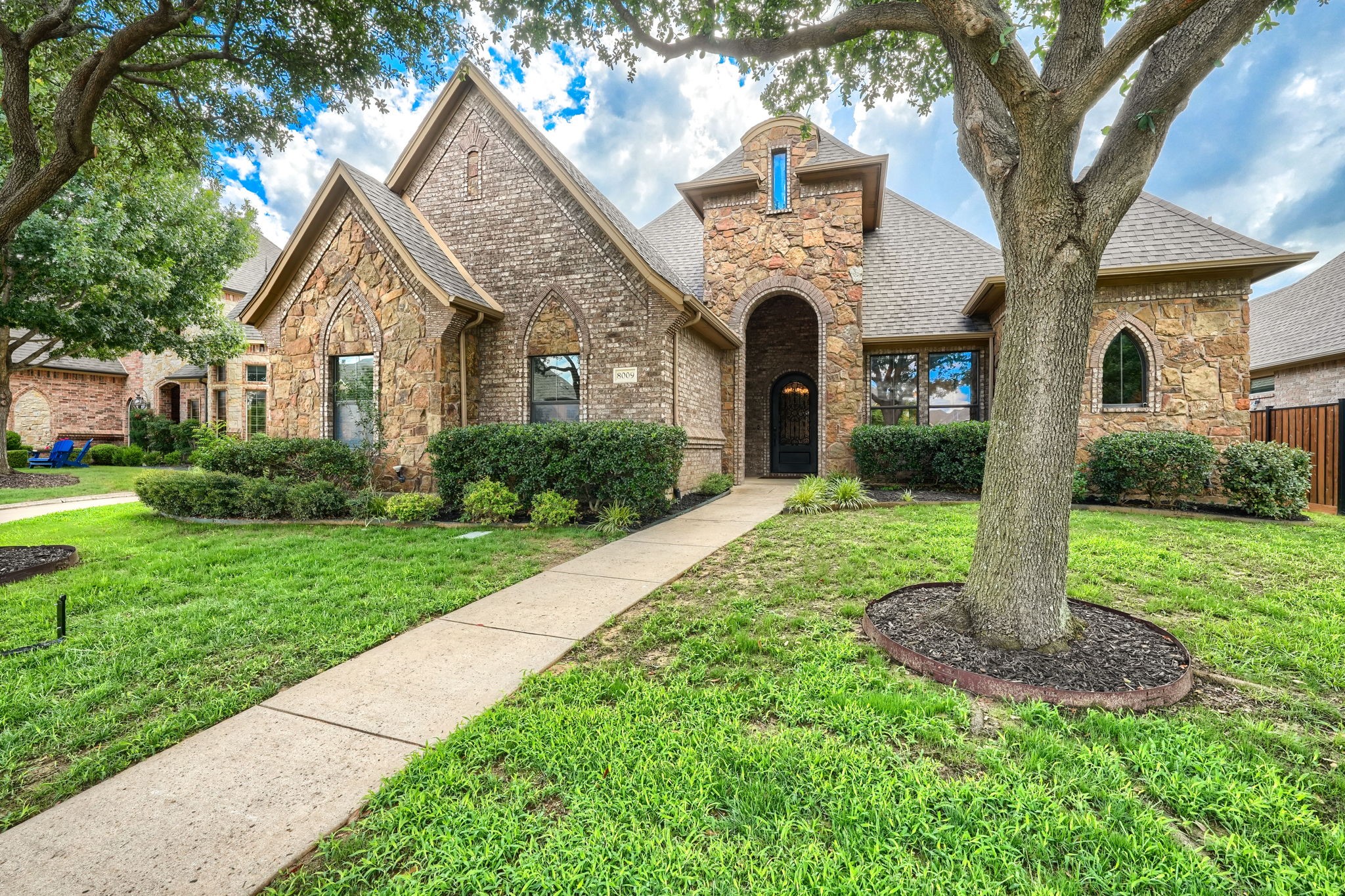 8009 Canyon Oak Drive North Richland Hills TX 76182