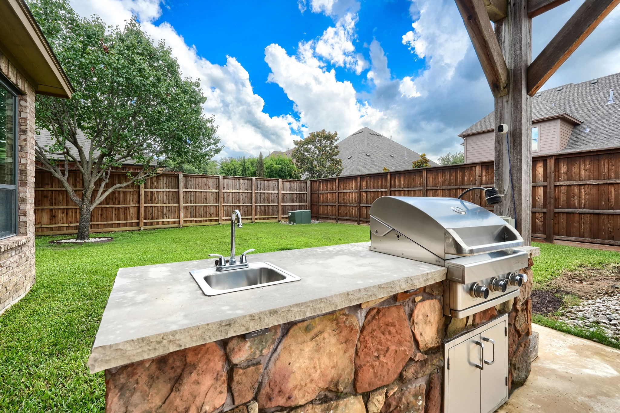 8009 Canyon Oak Drive North Richland Hills TX 76182
