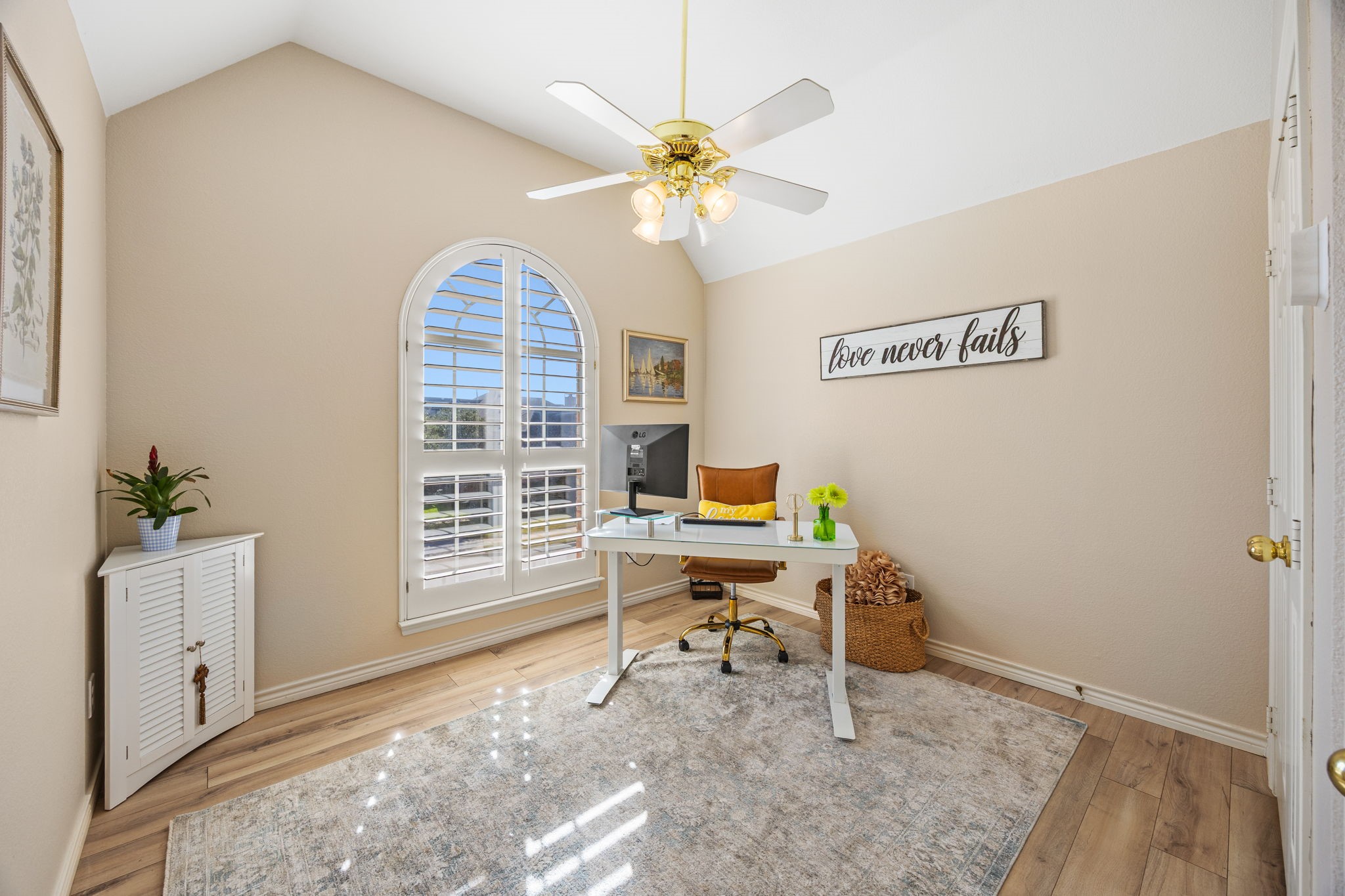 8625 Old Oak Drive Irving TX 75063