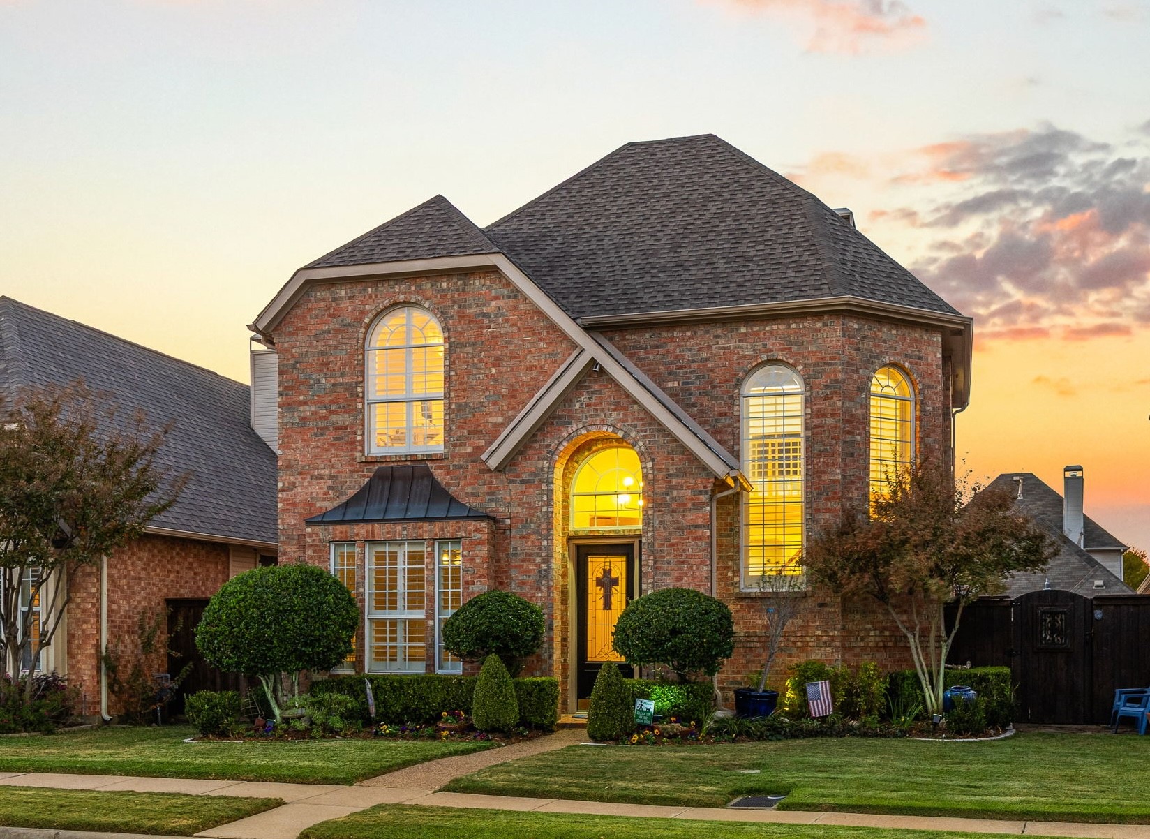 8625 Old Oak Drive Irving TX 75063