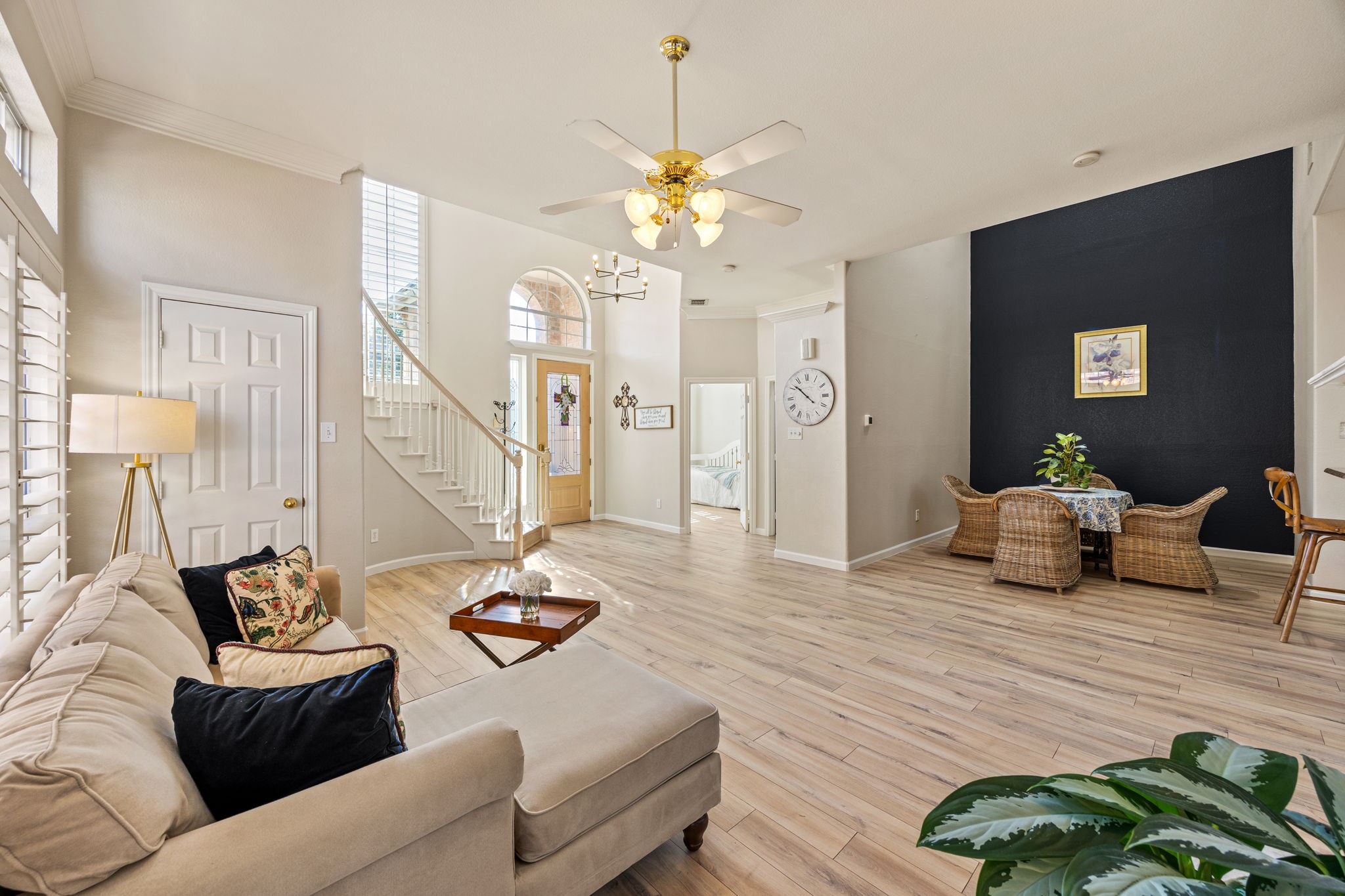 8625 Old Oak Drive Irving TX 75063