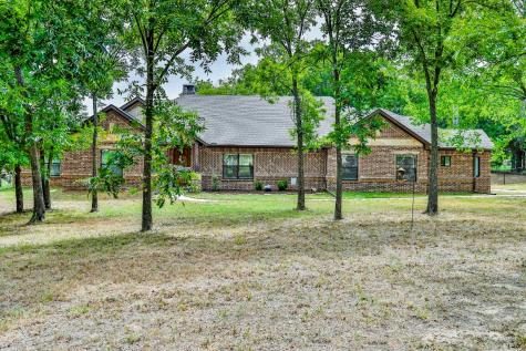 1389 County Road 3591 Paradise TX 76073