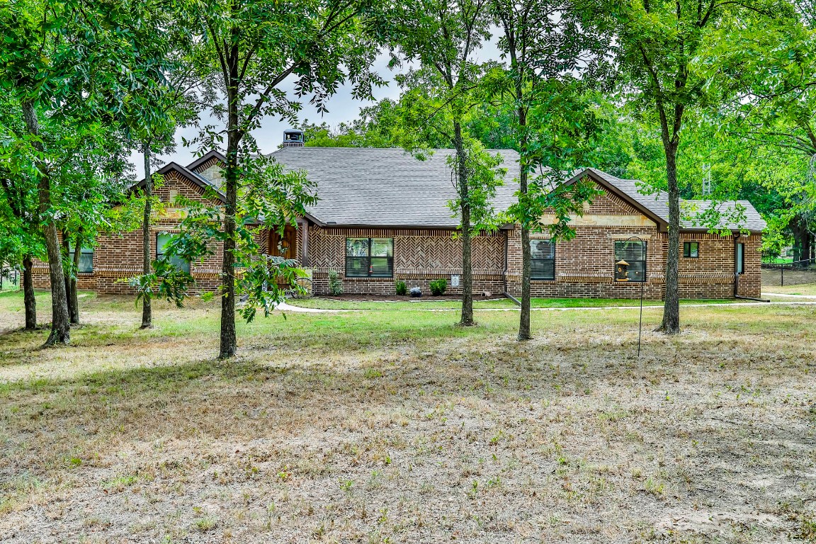 1389 County Road 3591 Paradise TX 76073